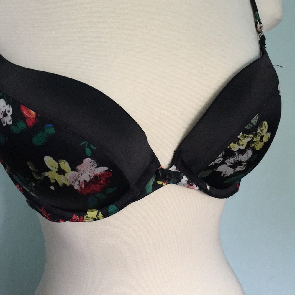 Victoria’s Secret bra